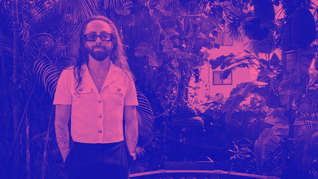 Jay de la Cueva: el visionario detrás de la máscara. La Banda Elástica